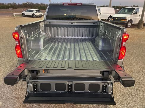 New 2026 Chevrolet Silverado 1500 Custom image 20