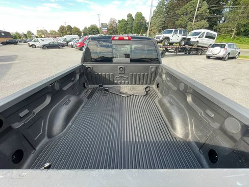 Used 2017 Chevrolet Silverado 1500 LT w/ All Star Edition AWD/4WD image 16