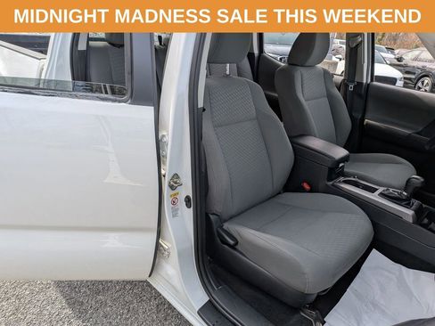 Used 2020 Toyota Tacoma SR5 image 21