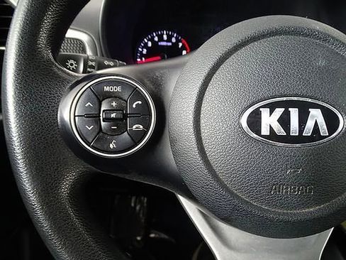 Used 2020 Kia Soul LX FWD image 21