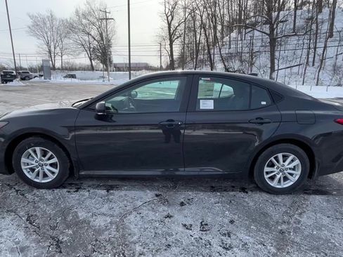 New 2026 Toyota Camry LE image 2