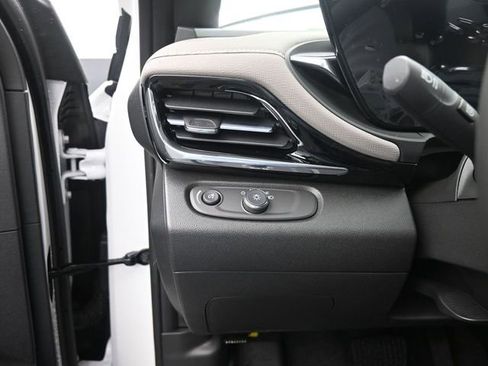 New 2026 Buick Envista Avenir image 33