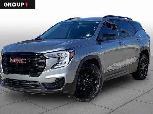 Used 2024 GMC Terrain SLE w/ Elevation Edition FWD image 1