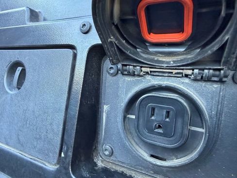 Used 2020 Toyota Tacoma TRD Sport image 37