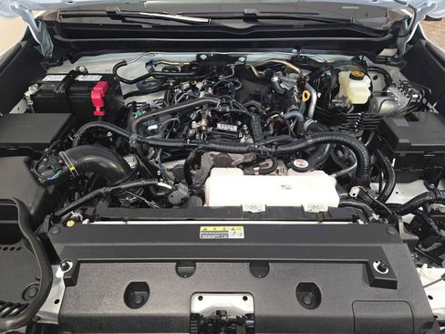 Certified 2025 Toyota Tacoma SR RWD image 9