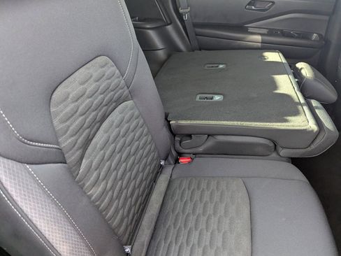 Certified 2024 Nissan Pathfinder SV w/ Lighting Package (N92) image 14