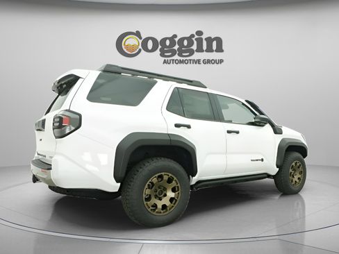 New 2026 Toyota 4Runner Trailhunter AWD/4WD image 17