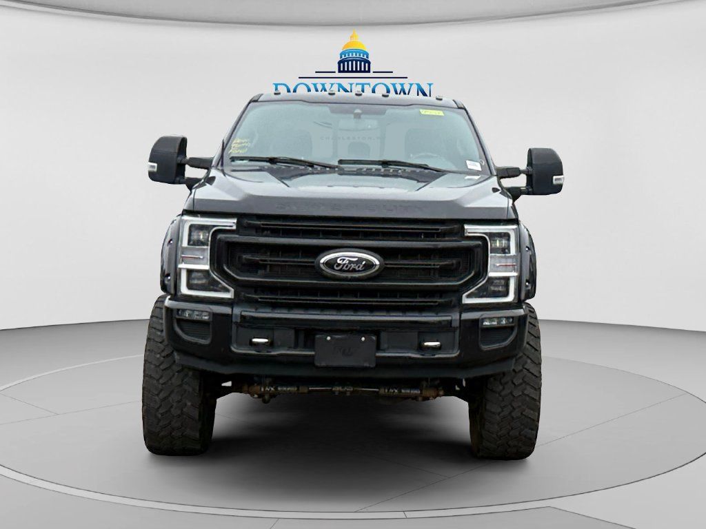 Used 2022 Ford F350 Platinum w/ Tremor Off-Road Package AWD/4WD image 8