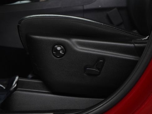 Used 2019 Dodge Durango GT image 23