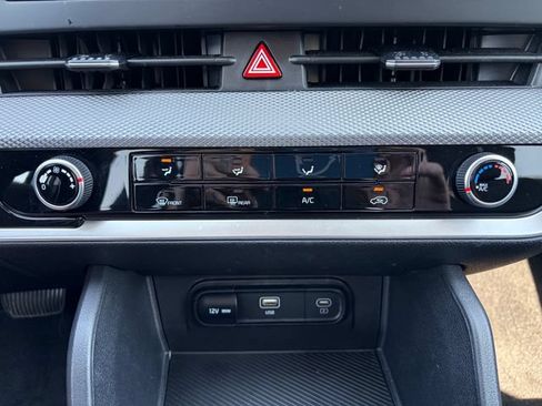 Certified 2023 Kia Sportage LX FWD image 18