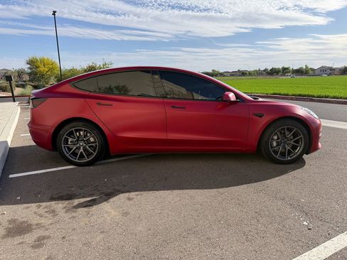 Used 2022 Tesla Model 3 Long Range image 2