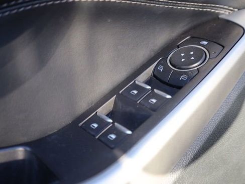 Used 2023 Ford Explorer XLT image 21