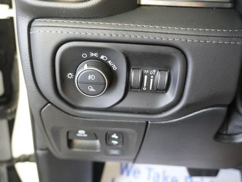 Used 2021 RAM 1500 Limited AWD/4WD image 23