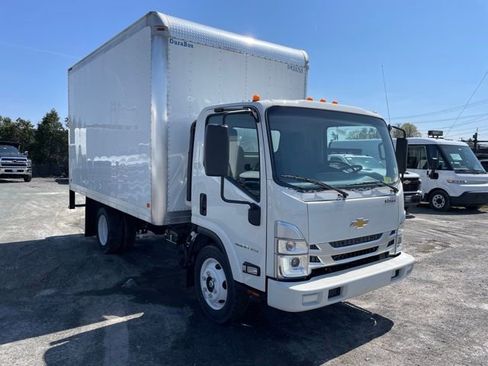 New 2025 Chevrolet Low Cab Forward 5500XG image 1
