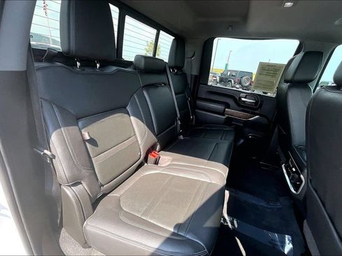 Used 2020 GMC Sierra 2500 Denali w/ Denali Ultimate Package AWD/4WD image 28