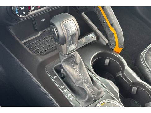 New 2024 Ford Bronco Badlands image 18