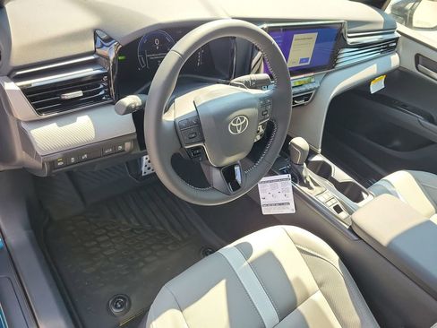 New 2026 Toyota Camry SE w/ Multimedia Upgrade Package image 7