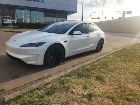 Used 2025 Tesla Model 3 Performance AWD/4WD image 2