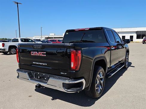 Used 2026 GMC Sierra 1500 SLT RWD image 5