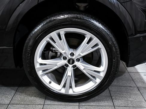 Used 2023 Audi Q8 Premium Plus w/ Premium Plus Package AWD/4WD image 8