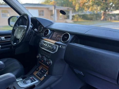 Used 2016 Land Rover LR4 HSE Silver Edition image 15