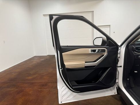 Used 2023 Ford Explorer XLT w/ Equipment Group 202A image 57