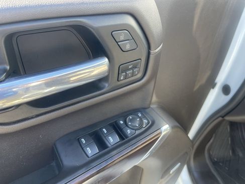 Used 2021 GMC Sierra 1500 SLT w/ SLT Premium Plus Package AWD/4WD image 24