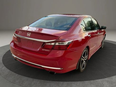 Used 2017 Honda Accord Sport image 12