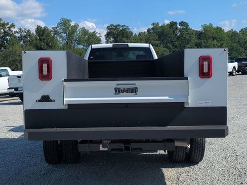 New 2025 RAM 5500 Tradesman image 4