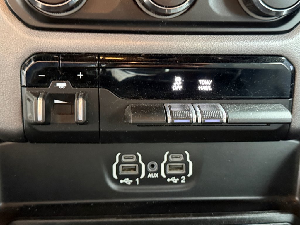 Used 2021 RAM 1500 Big Horn AWD/4WD image 19