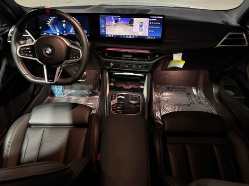 Used 2025 BMW M440i Coupe w/ Premium Package image 30