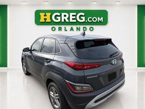 Used 2022 Hyundai Kona SE w/ Cargo Package FWD image 2