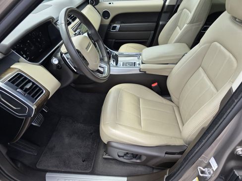 Certified 2022 Land Rover Range Rover Sport HSE Silver Edition image 10