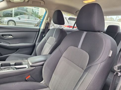 Used 2024 Nissan Sentra SV image 11