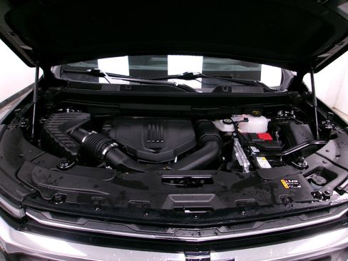 Certified 2025 Chevrolet Traverse LT w/ LPO, Floor Liner Package image 18