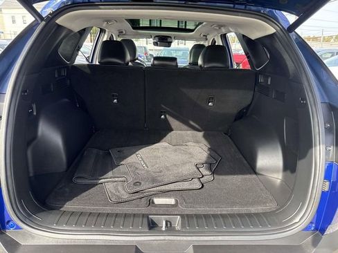 Used 2022 Hyundai Tucson Limited w/ Cargo Package image 9