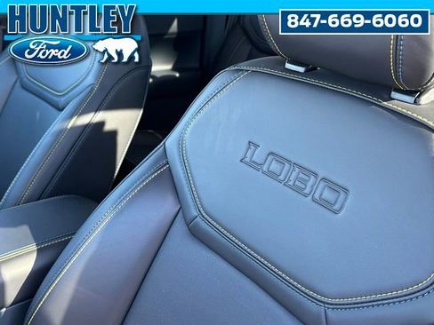 Used 2025 Ford Maverick Lobo image 17