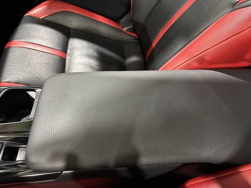 Used 2025 Toyota Camry LE image 22