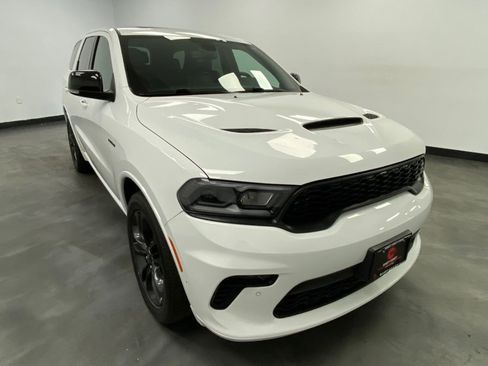 Used 2022 Dodge Durango R/T w/ Blacktop Package image 8