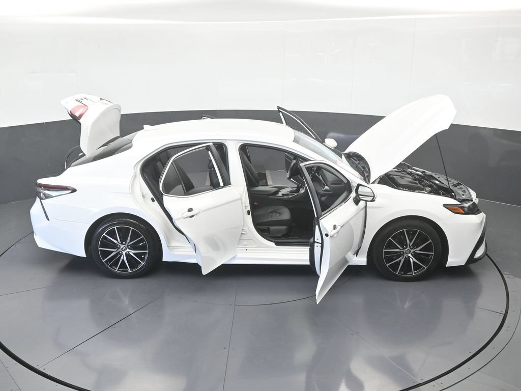 Used 2022 Toyota Camry SE w/ Convenience Package FWD image 69