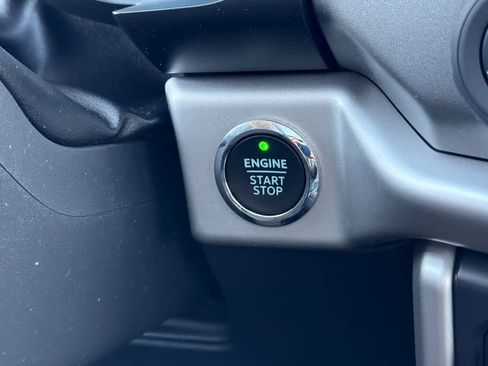 Certified 2022 Ford Expedition XLT image 24