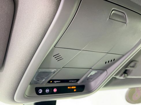 Used 2018 GMC Terrain SLE w/ Driver Convenience Package image 19