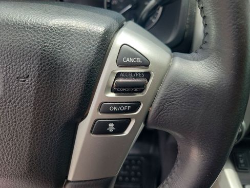 Used 2021 Nissan Titan SL AWD/4WD image 20