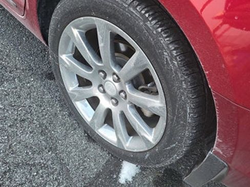 Used 2014 Buick LaCrosse Leather image 9