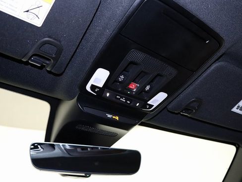 Used 2025 Acura ADX A-Spec image 21