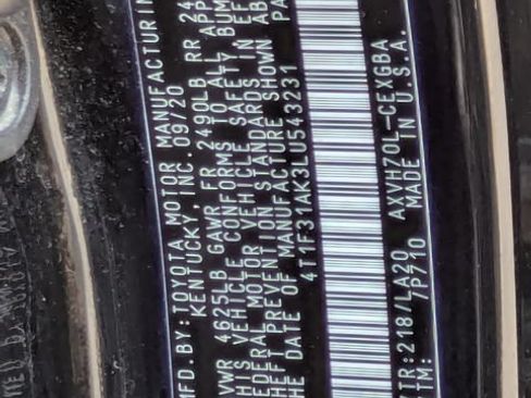 Used 2020 Toyota Camry XLE FWD image 25