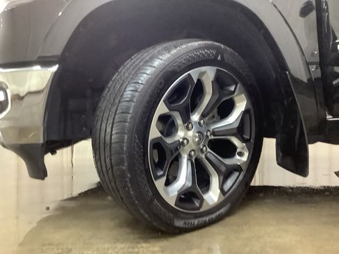 Used 2022 RAM 1500 Limited AWD/4WD image 26