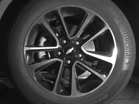 Used 2025 Chevrolet TrailBlazer LT FWD image 12