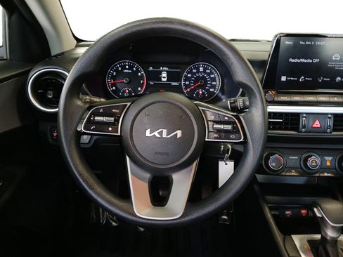 Used 2024 Kia Forte LX image 12