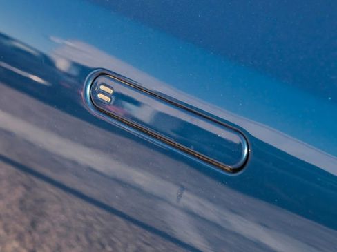 Used 2020 Aston Martin DB11 Coupe image 39